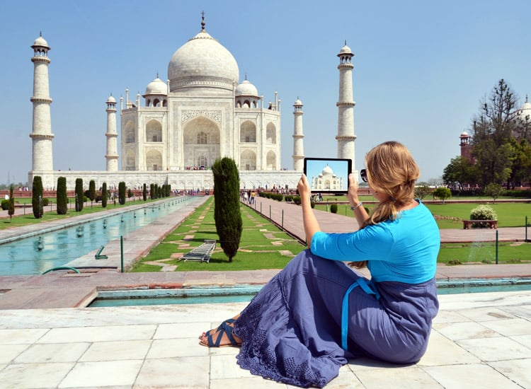 The-Culinary-Golden-Triangle-A-Food-Lover’s-Guide-to-Delhi