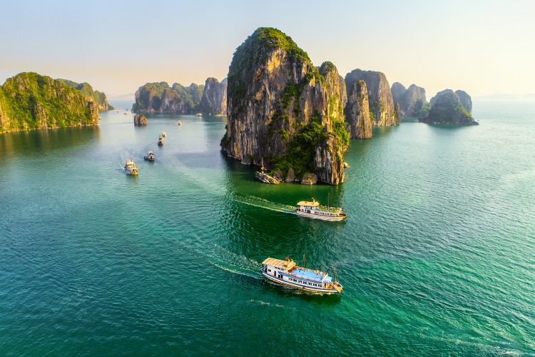Experience Vietnam’s Beauty On A 2-Day Luxury Cruise At World Heritage Ha Long Bay