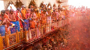 |Diwali|holi||Durga-Puja||onam|Hornbill-Festival||