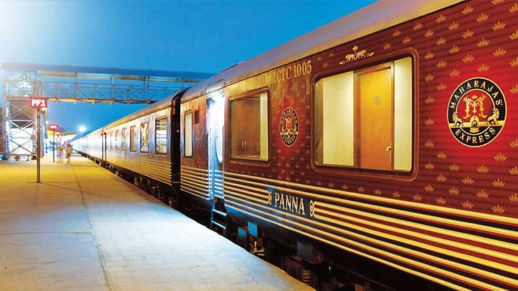 |maharaja-express|palaces-on-wheels||Golden-Chariot