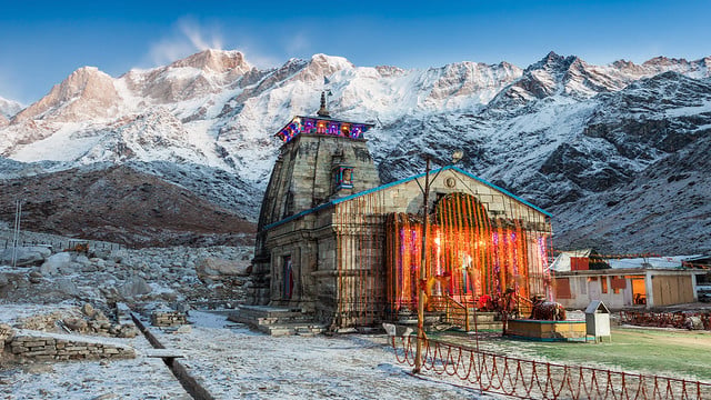 Kedarnath Temple in Uttarakhand - 12 Jyotirlingas in India|Chardham Yatra: How to Plan your Trip|