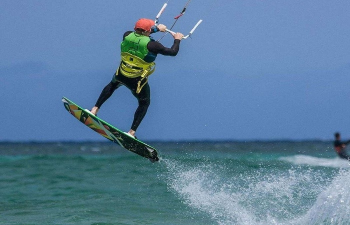 Best Places For Kitesurfing in India|Blue Bell Beach Dwarka|Best Places For Kitesurfing in India|Mannapad Lagoon