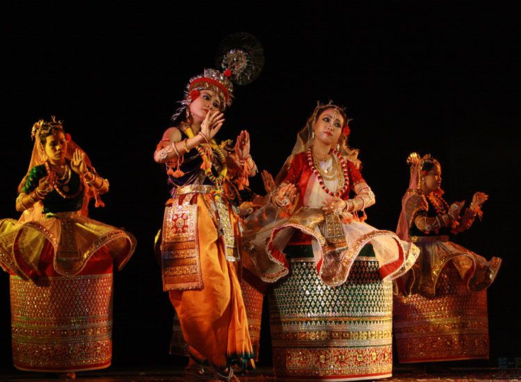 Manipur dance|Bharatnatyam Dance|Kathak dance|Kuchipudi dance|odissi dance in Odisha|Sattriya dance in assam|Mohiniyattam dance of kerala