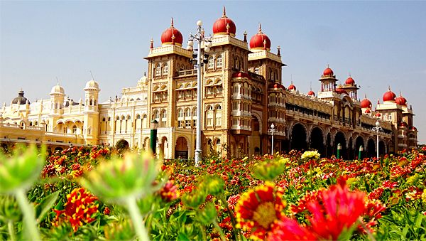 Mysore Palace|Pattadakal|Jog Falls|Srirangapatna|Coorg|Kudremukh|Bandipur National Park|River Rafting||Chikmagalur