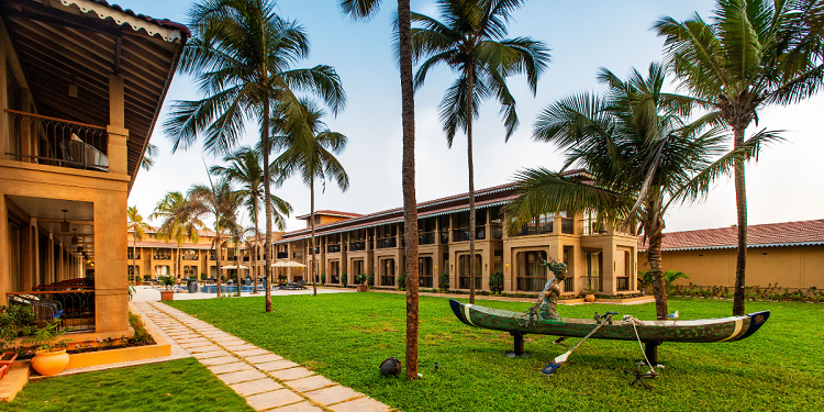 resorts in goa for honeymoon|Taj Fort Aguada Resort & Spa|Resort De Coracao goa|Vivanta Taj in Panaji|Sun City Resort|Estrela Do Mar Beach Resort goa|marquis beach resort goa|Dona Sylvia Beach Resort|the zuri white sands goa|ITC Grand|royal orchid beach resort & spa goa