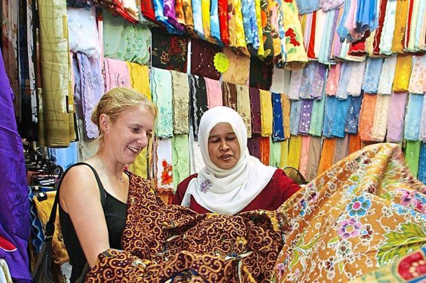 Buy Batik print clothes from Penang.||||Take a visit to Penang National Park.||||||||A not to miss attraction of Penang|||||