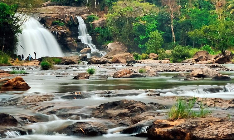 Thoovanam Waterfalls