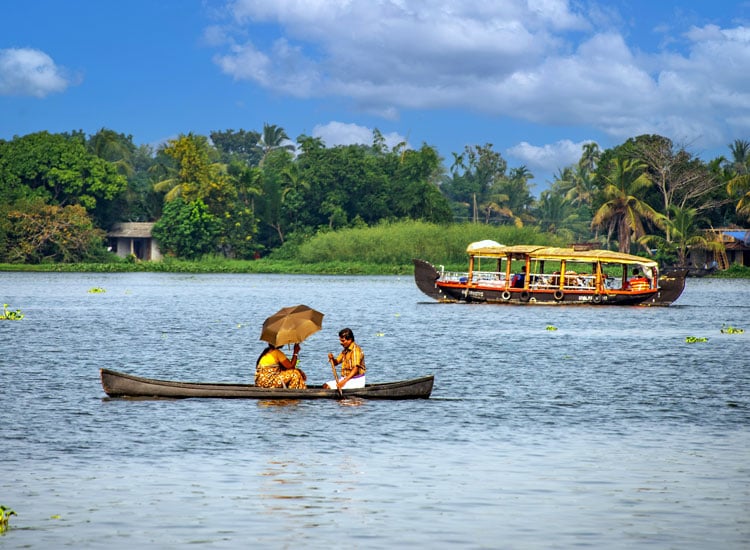 Places-to-Visit-in-Kerala-with-Family