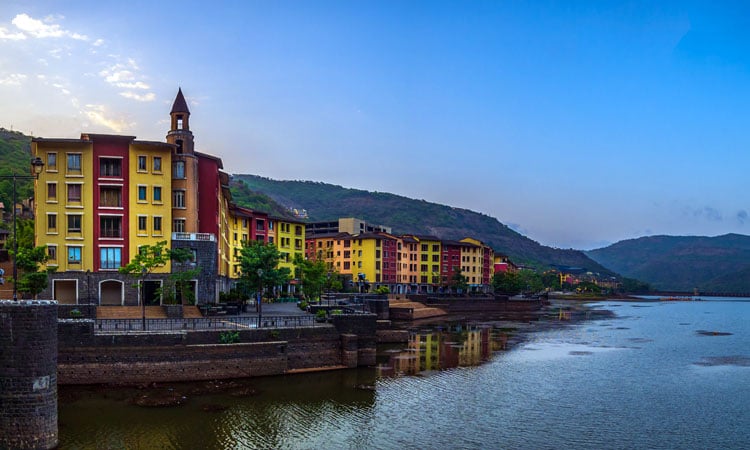 Panoramic sunrise view from Dasve Viewpoint in Lavasa