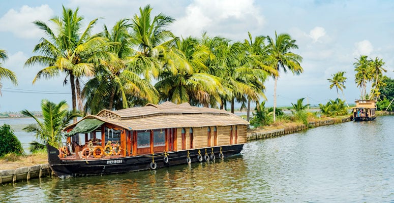 Alleppey backwaters and houseboats
