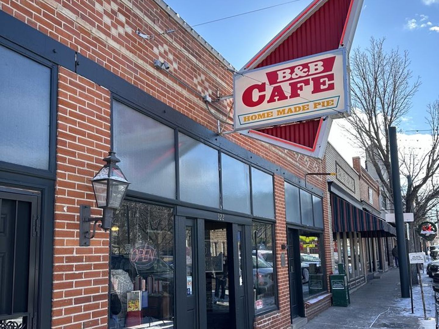 B&B Cafe restaurant in Castle Rock, Colorado
