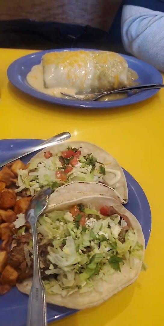 Interior view of Fuzzy's Taco Shop