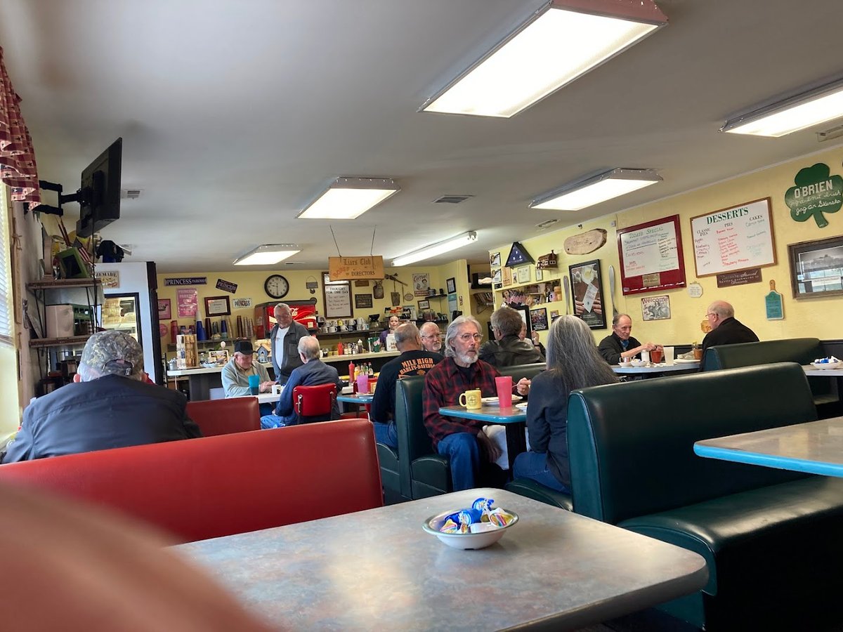 O'Brien's Cafe atmosphere and seating