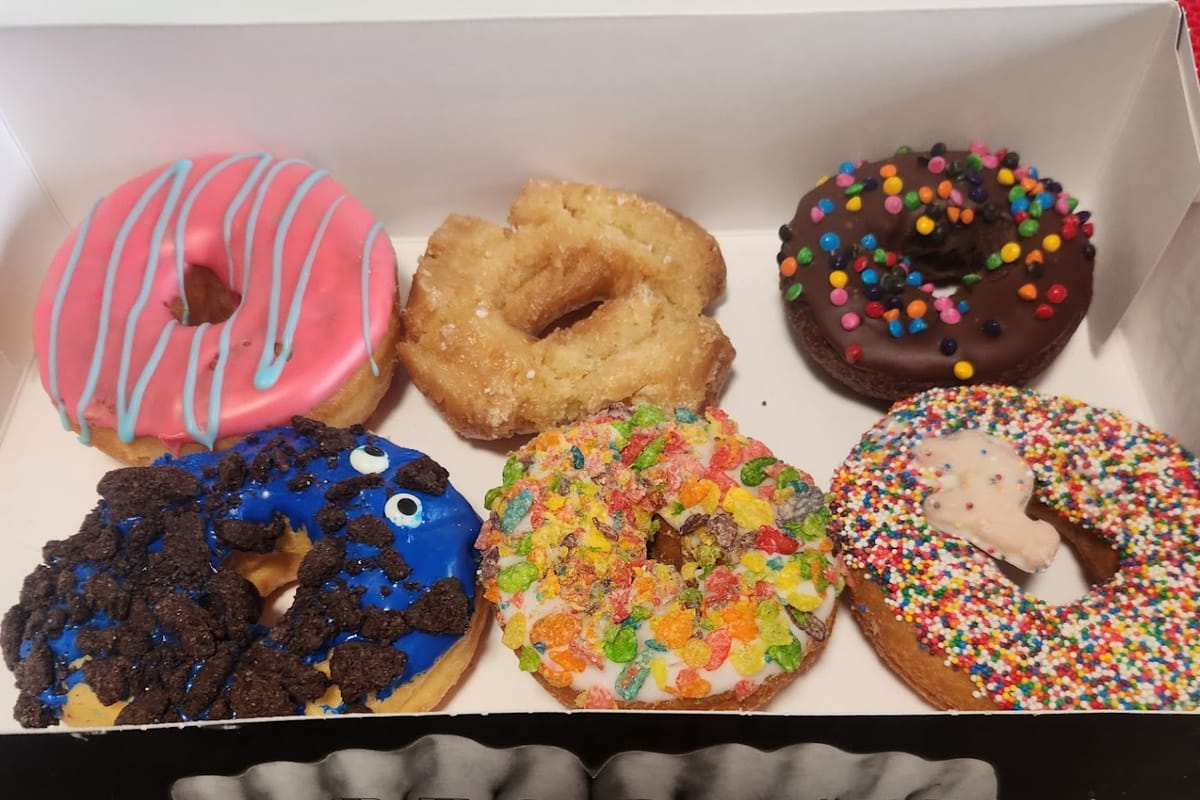 Hurts Donut Company atmosphere and seating