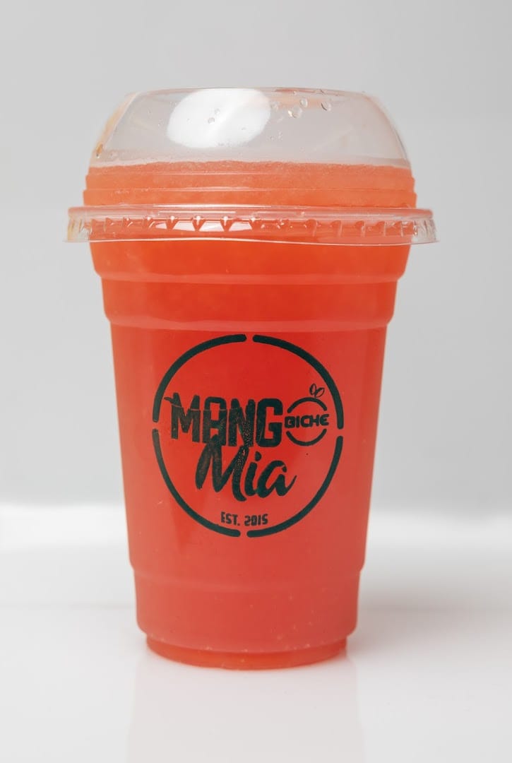 Mango Biche Mia - Park Meadows atmosphere and seating