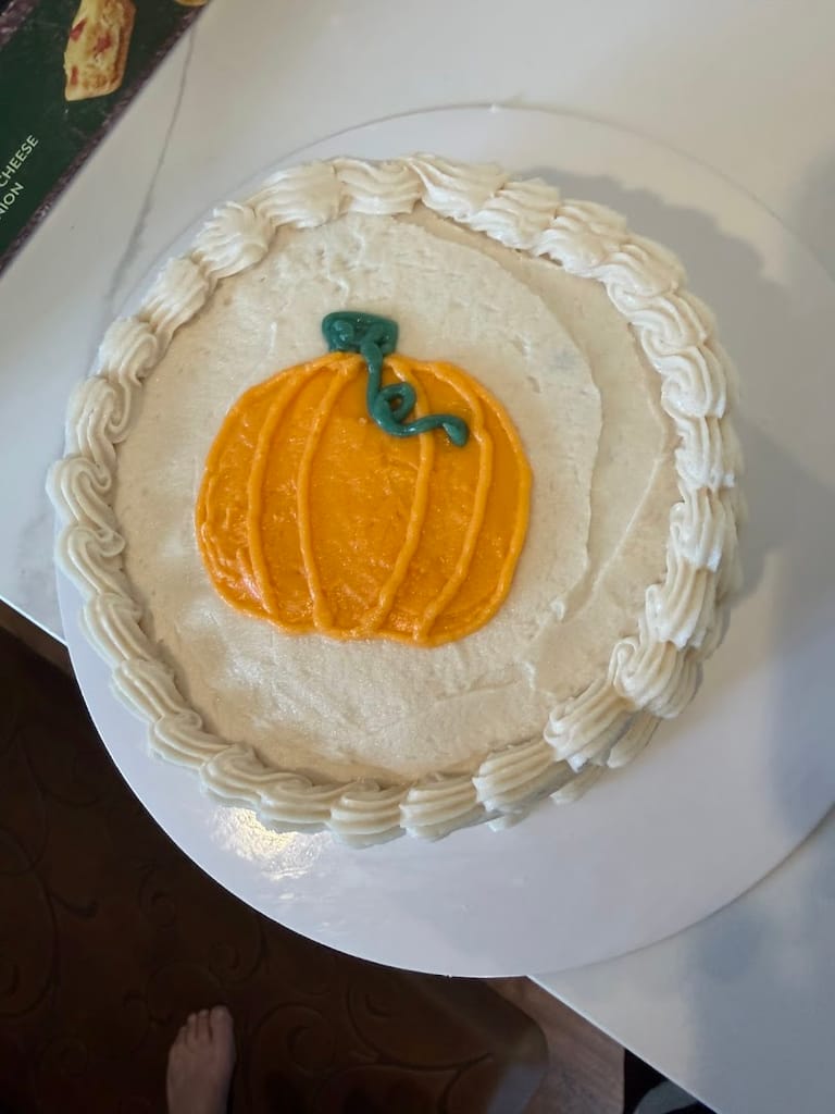 No Cow Cafe Gluten & Dairy Free Bakery atmosphere and seating