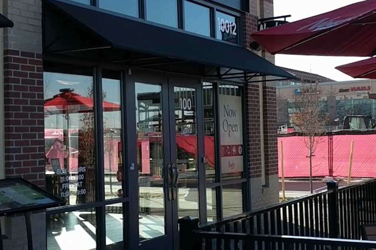 Interior view of Newk's Eatery