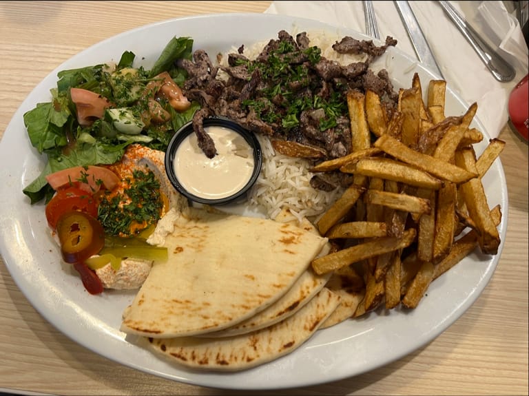 Mezza Mediterranean Grill featured offerings