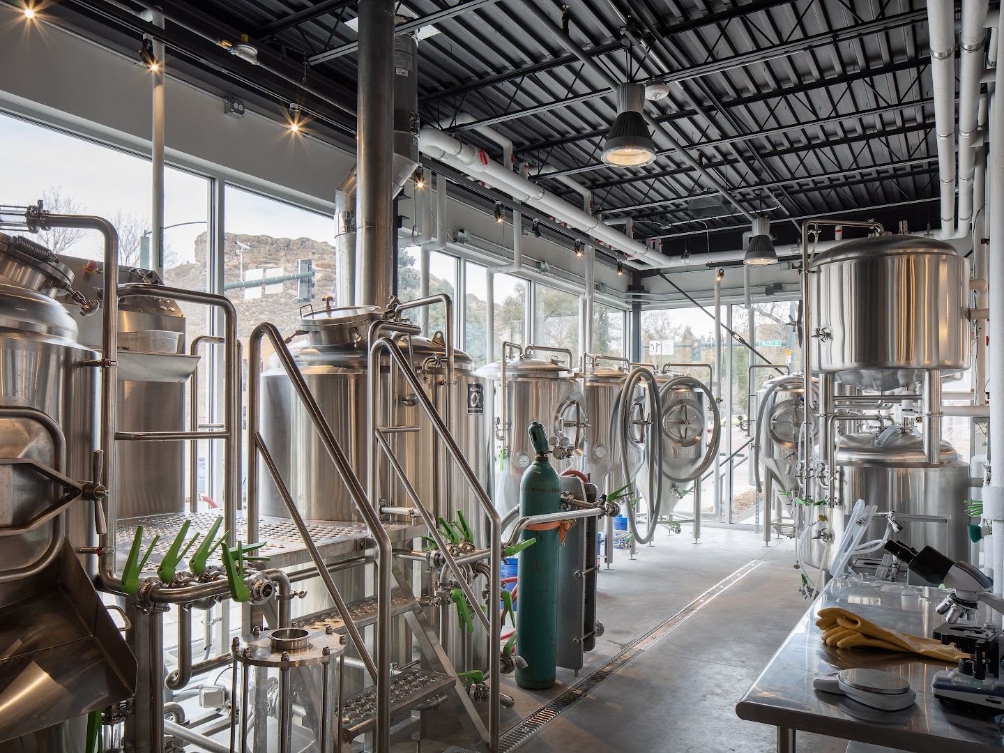 Wild Blue Yonder Brewing Co. bar in Castle Rock, Colorado