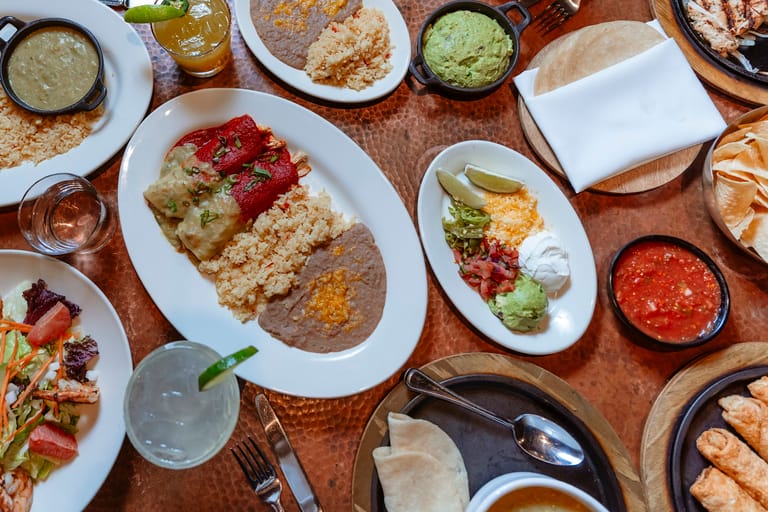 La Loma Parker atmosphere and seating