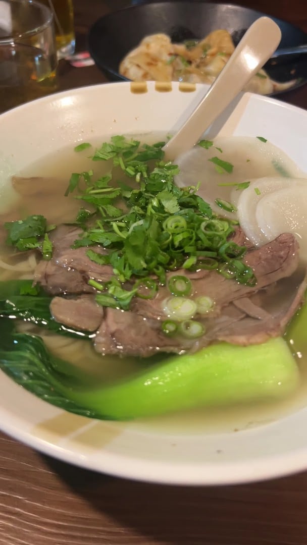 Interior view of Yu's Noodle Shop