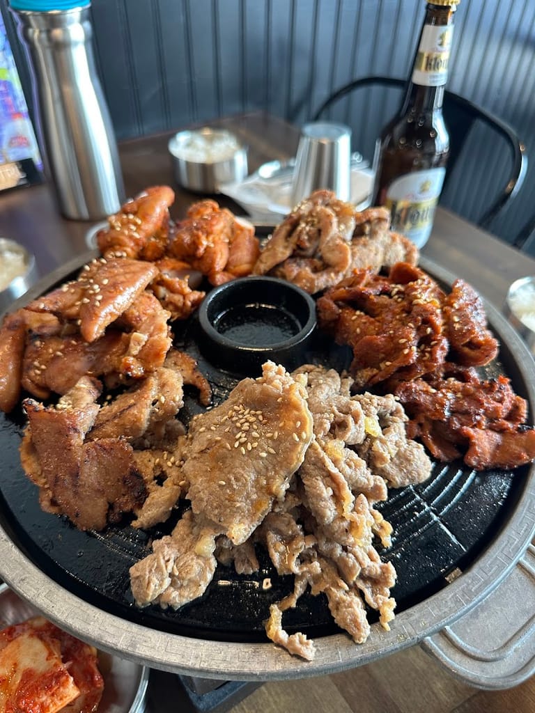 DAE GEE KOREAN BBQ exterior entrance