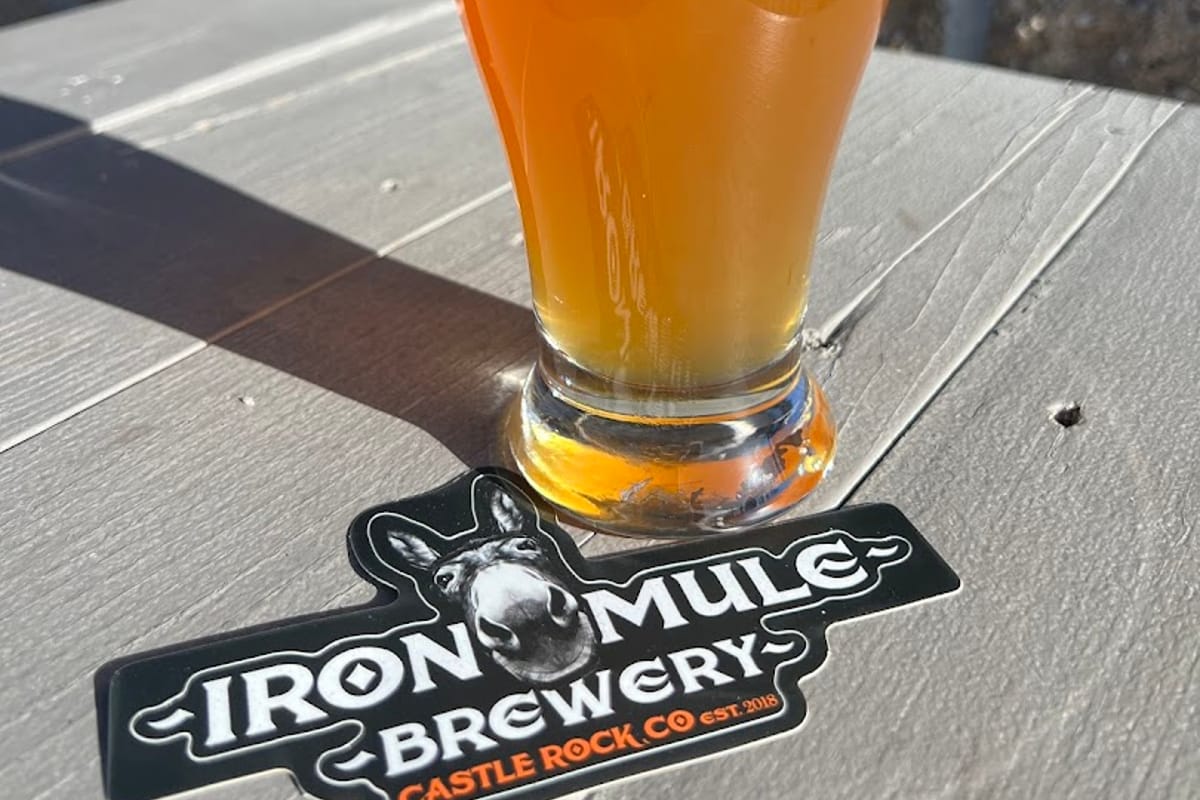 Iron Mule Public House and Brewery dining area