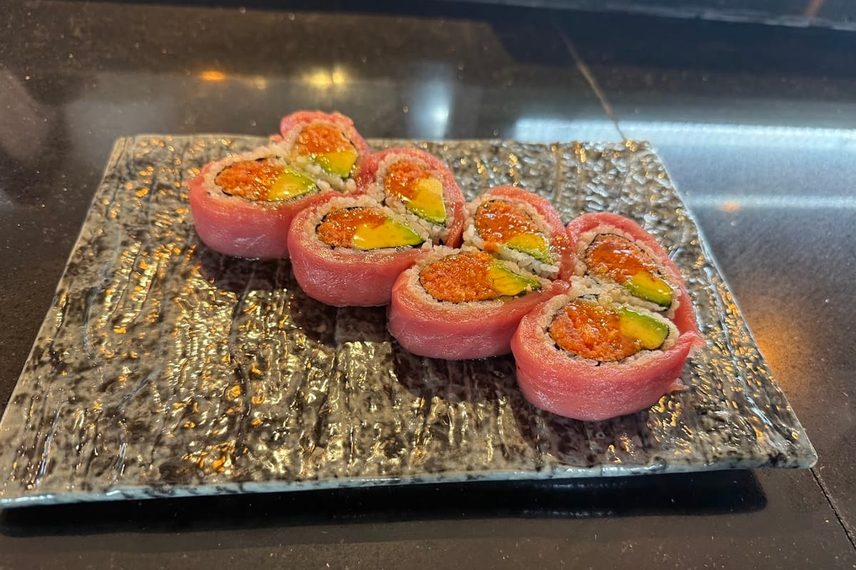 Uni Sushi atmosphere and seating