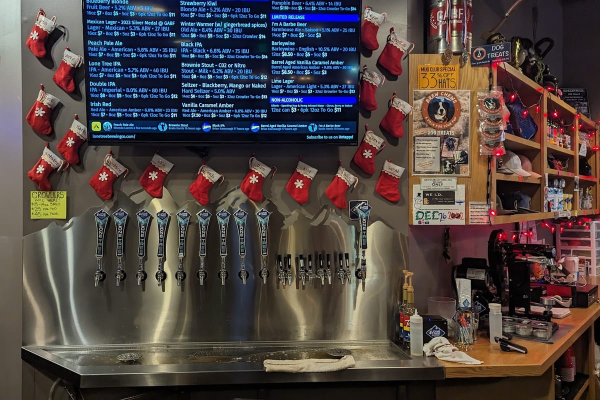 Lone Tree Brewing Company dining area
