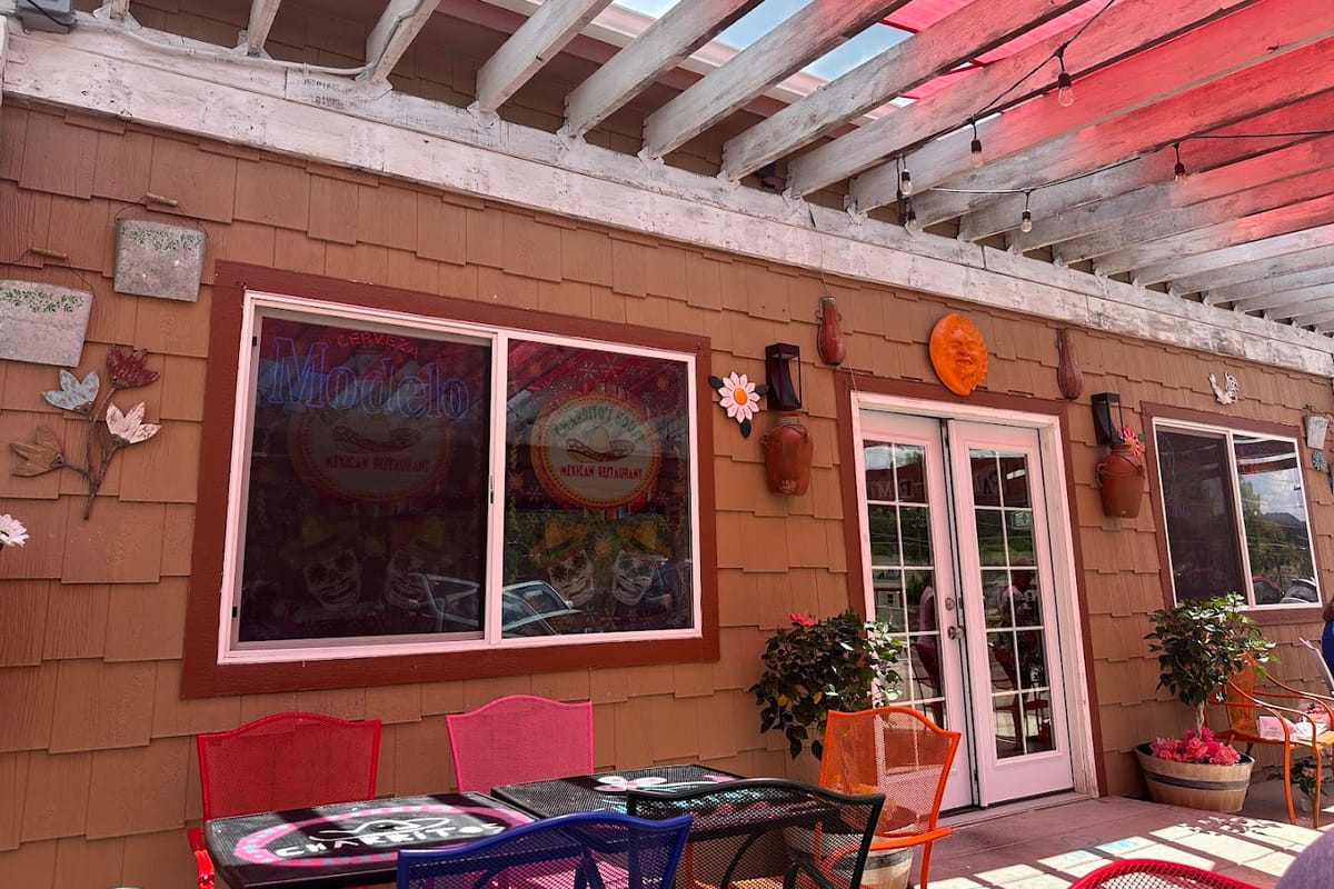 Charrito's House Mexican Restaurant dining area
