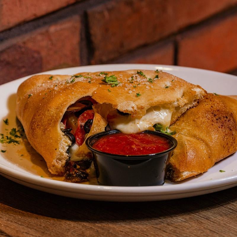Colonna's Pizza featured offerings