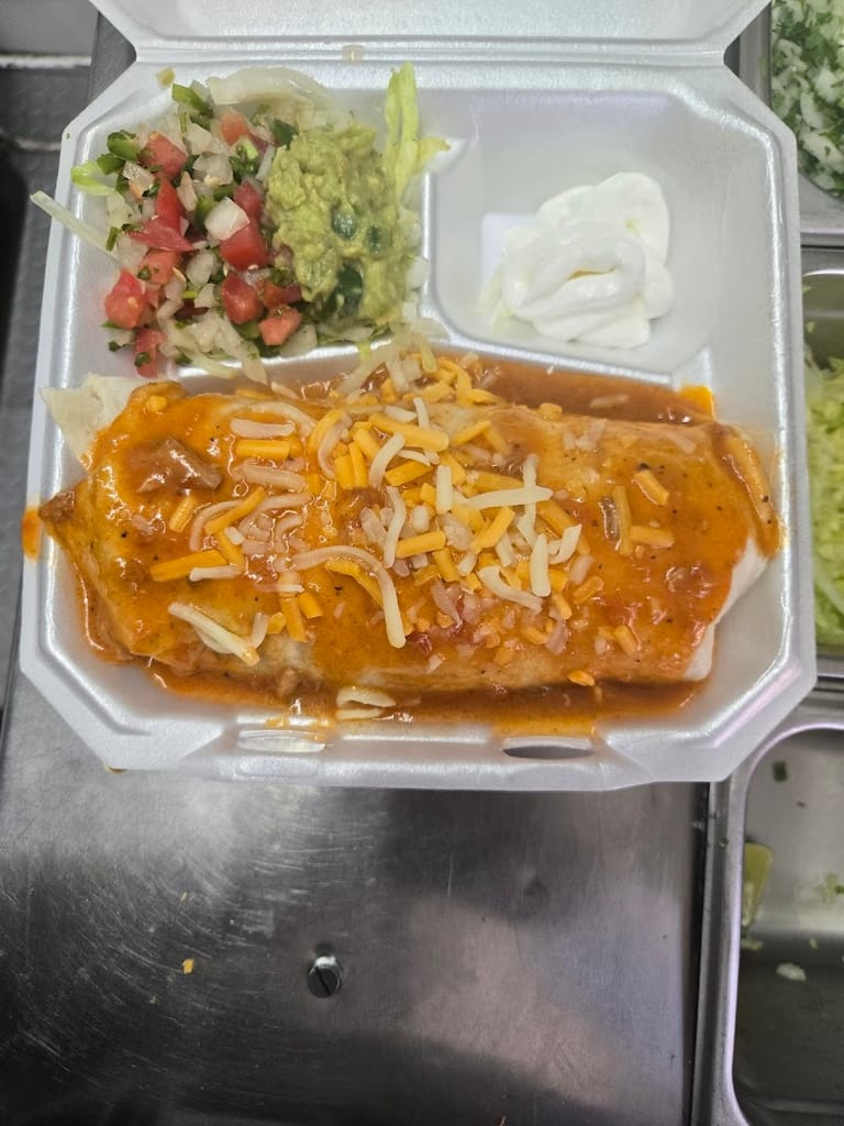 Los Garcia Tacos food truck dining area