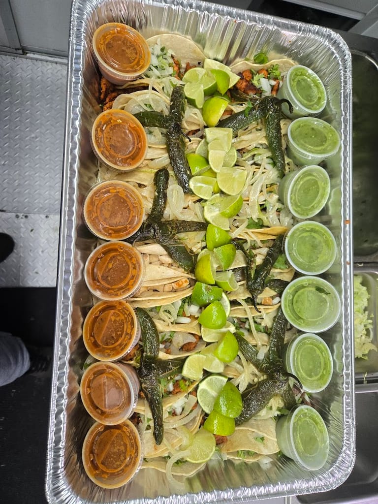 Los Garcia Tacos food truck atmosphere and seating