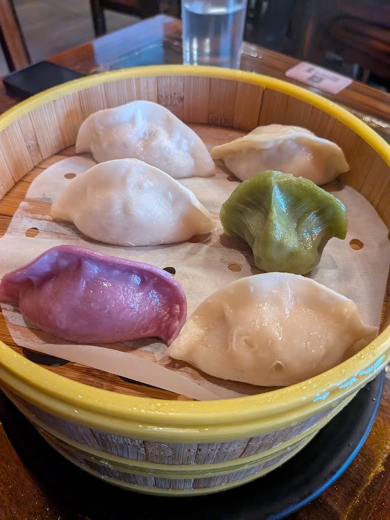 Nana‘s Dim Sum & Dumplings exterior entrance