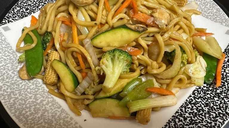 China Cafe featured offerings