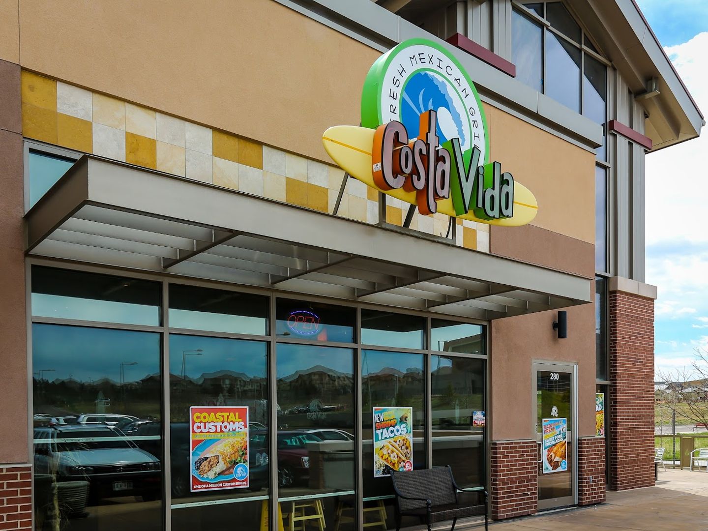 Costa Vida Fresh Mexican Grill restaurant in Lone Tree, Colorado
