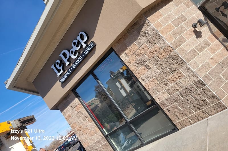 Le Peep Wildcat restaurant in Highlands Ranch, Colorado