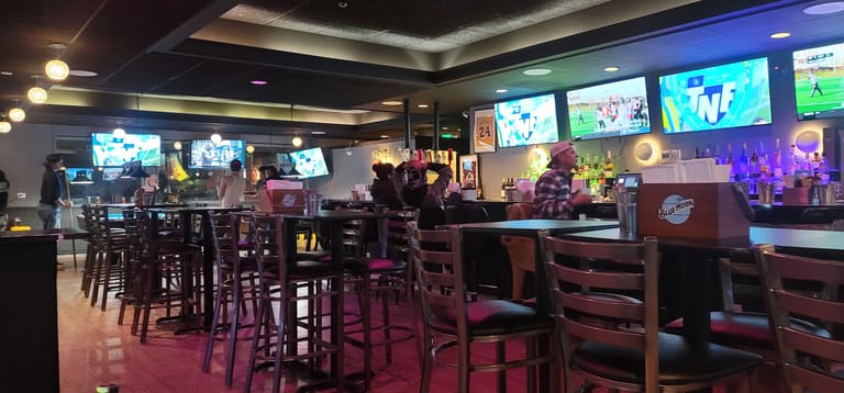 The Park Co. Sports Bar & Kitchen atmosphere and seating