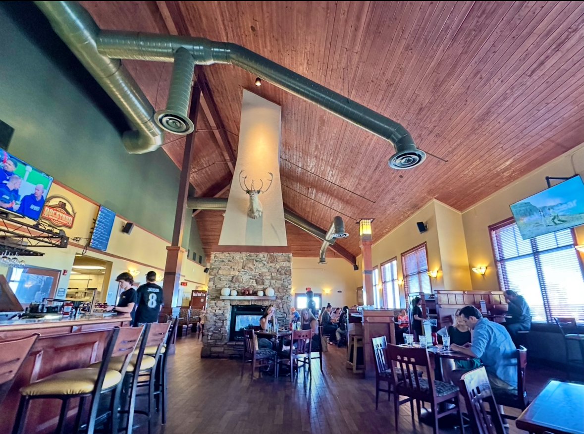 Rockyard Brewing Company dining area