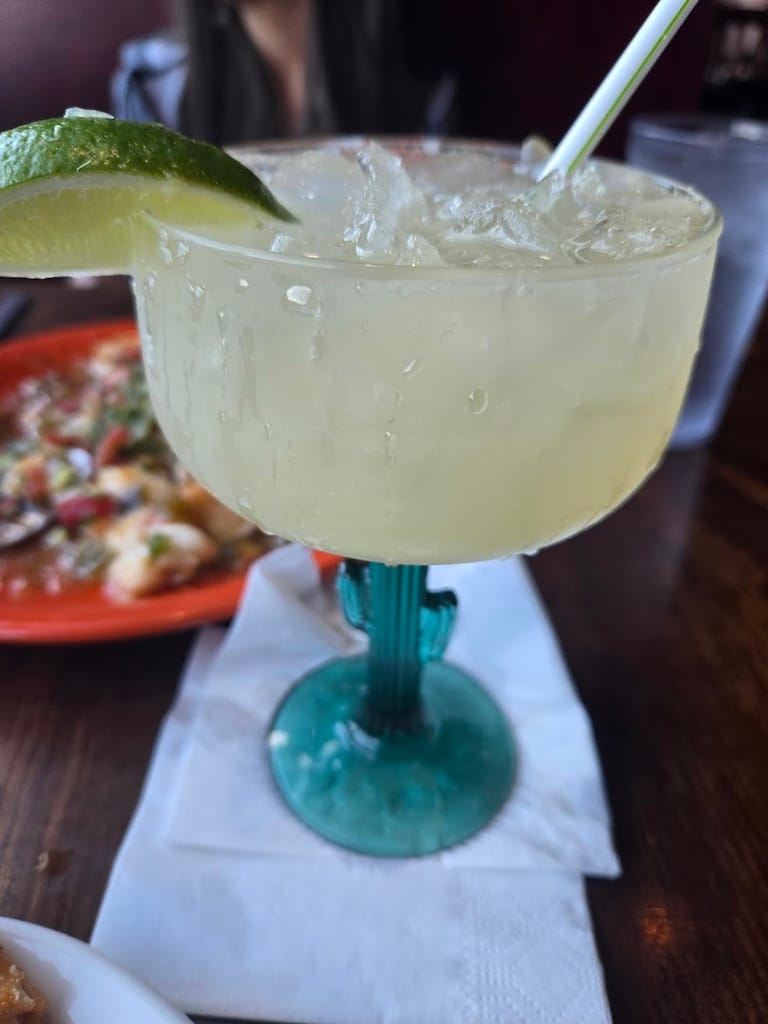 Los Dos Potrillos - Highlands Ranch dining area