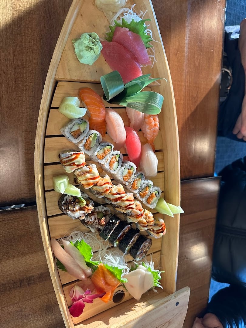 Vy Sushi Bar & Pho Vy - Parker featured offerings