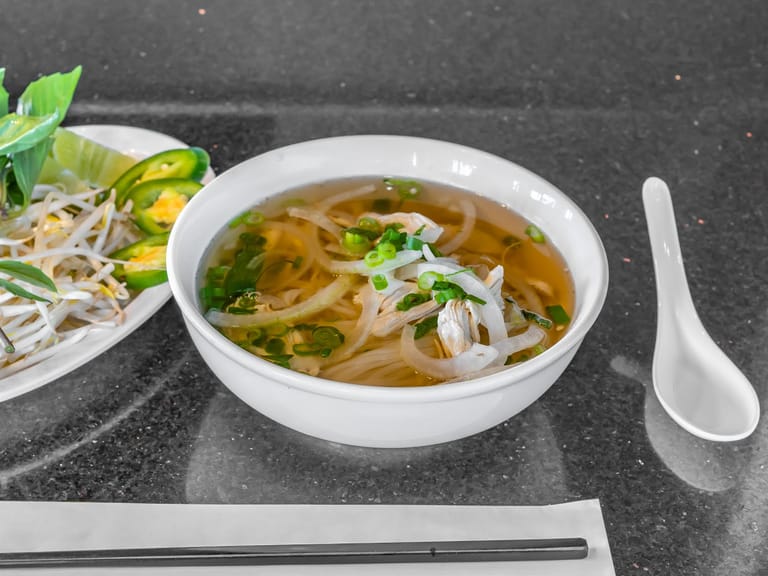 Phở 777 dining area