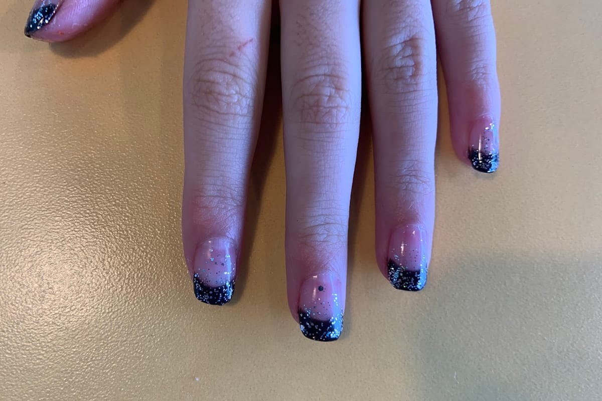 Cherry Nails exterior entrance