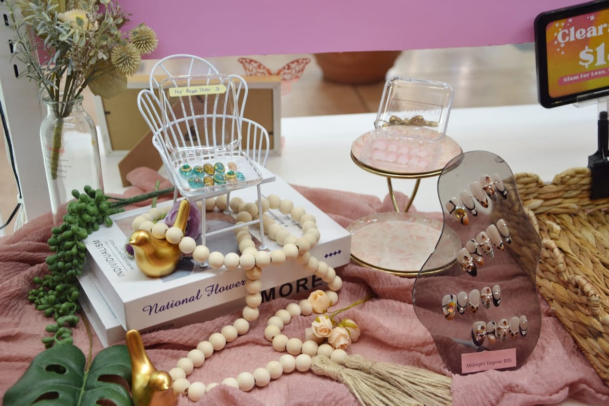 GlamTouch Nail Shop dining area