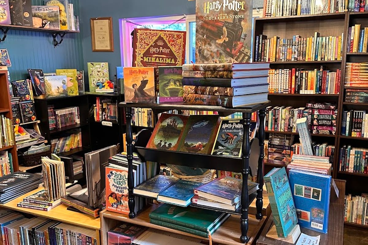 Sudden Fiction Books exterior entrance