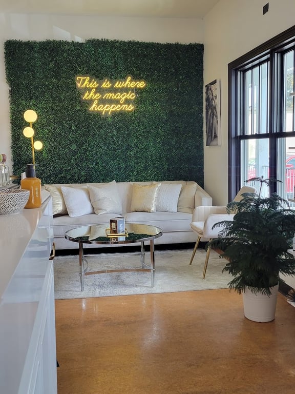 Bella Vista Salon