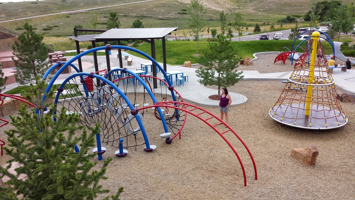 Elk Ridge Park dining area