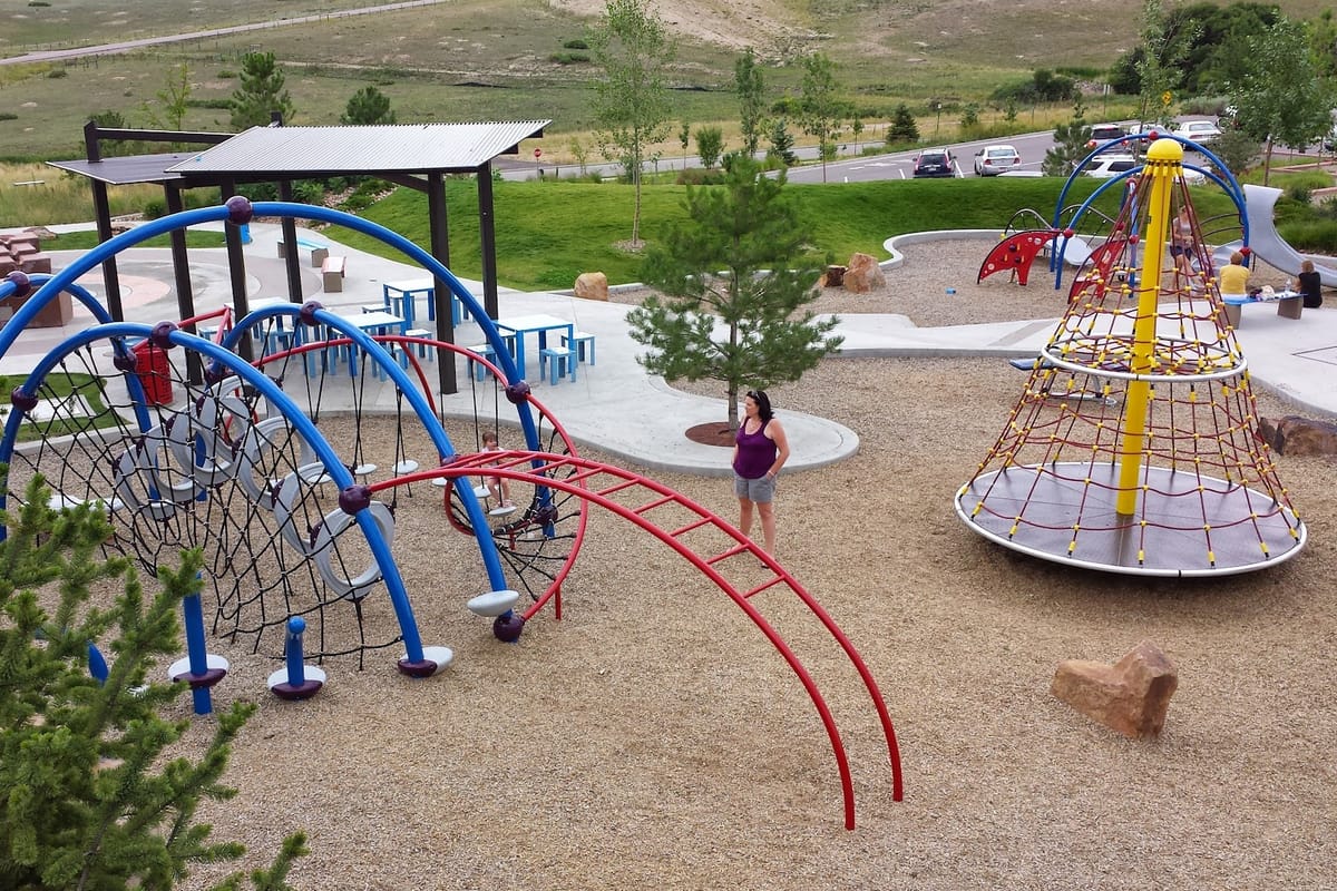 Elk Ridge Park dining area