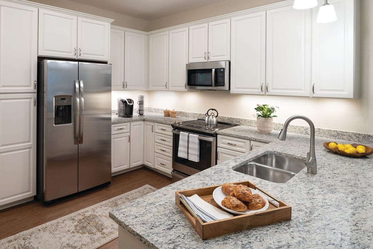Wind Crest Senior Living Community atmosphere and seating