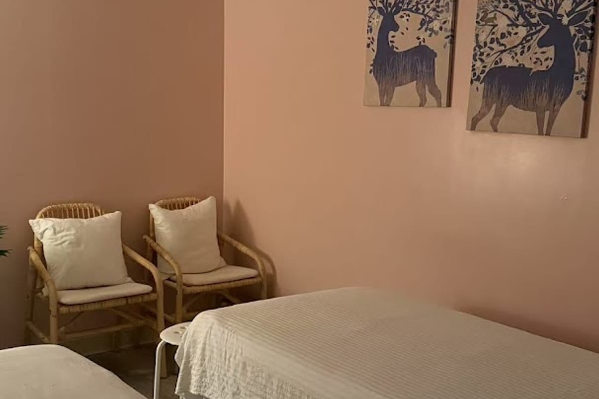 Serendipity Massage atmosphere and seating